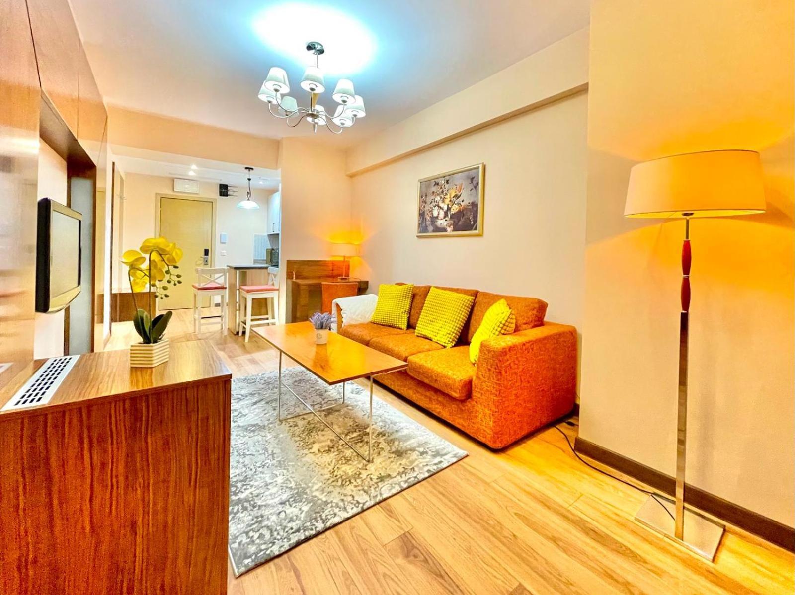 Royal Studio Apartment With A Perfect View - Yamaluxe Bucareste Exterior foto
